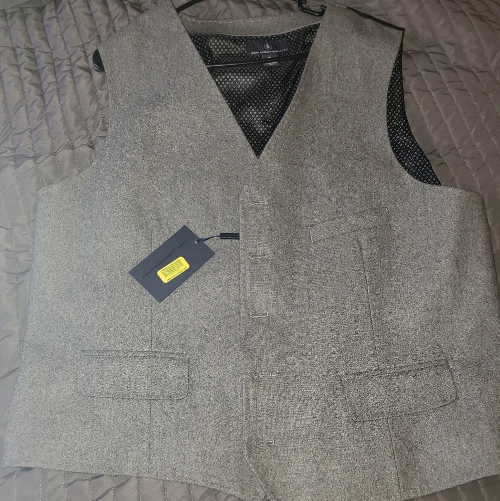 Cashmere vest